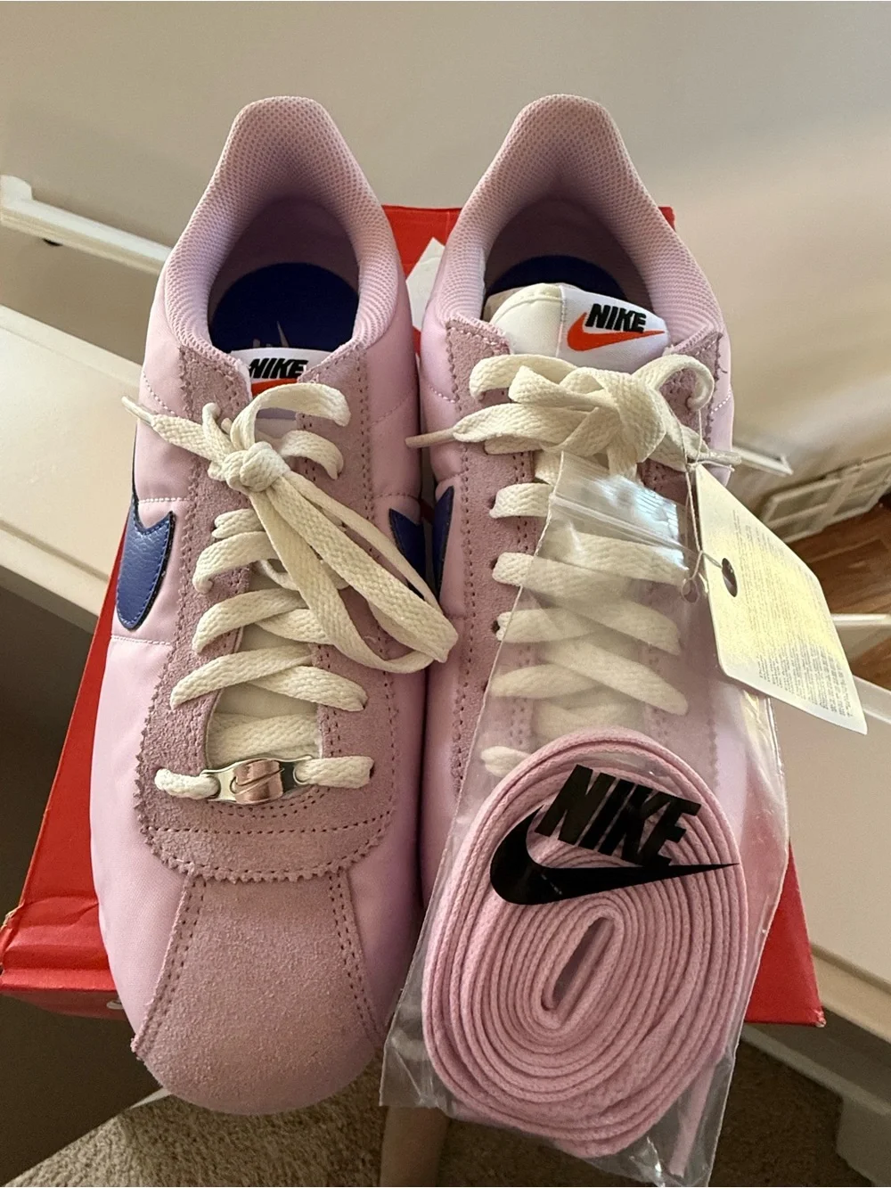 Nike Cortez Unisex - Women’s 11 / Men’s 9.5